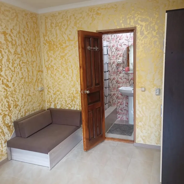 Квартира Уютная комната с видом на море и горы — Сухум