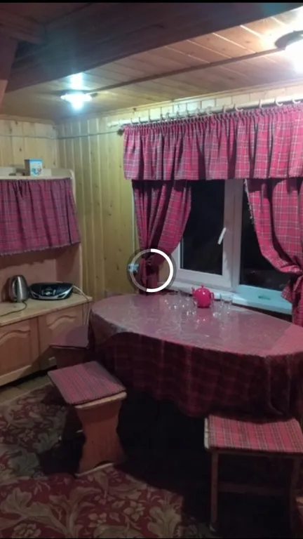 Домик в лесу с баней