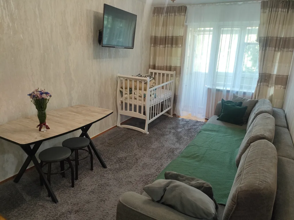 Семейная квартира с 2-я кондиционерами, видом на Машук, белым фортепиа