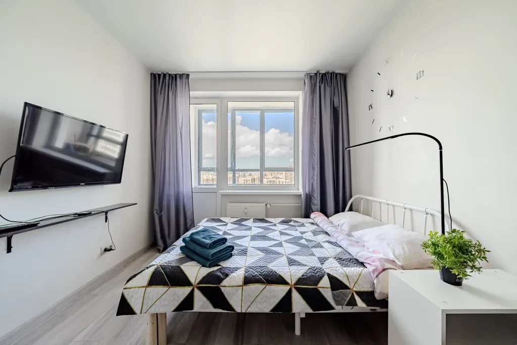 Небольшая студия у метро