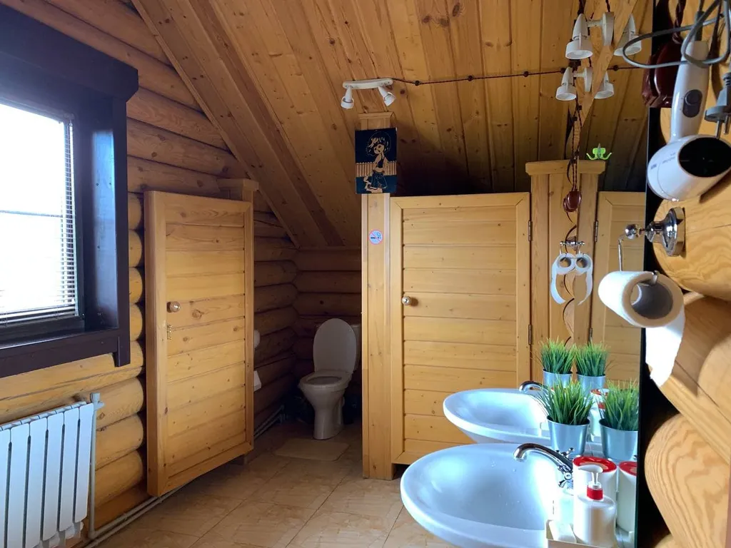 Дом с баней у пруда Алмаз Сити для мероприятий и отдыха