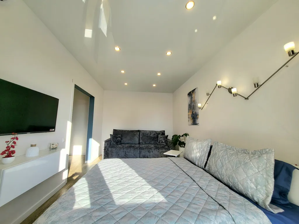 Прекрасная квартира в отличном новом спальном районе города