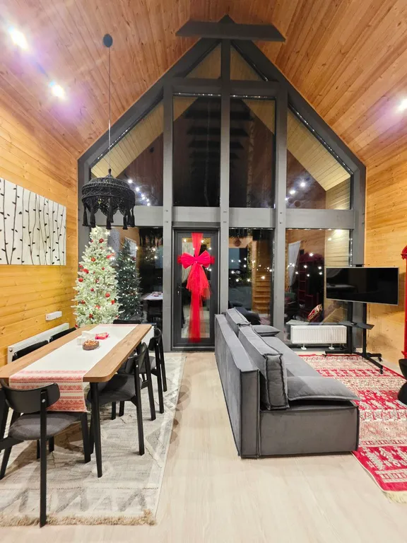 Коттедж Комфортный загородный дом с сауной вблизи заповедника — Семеновское