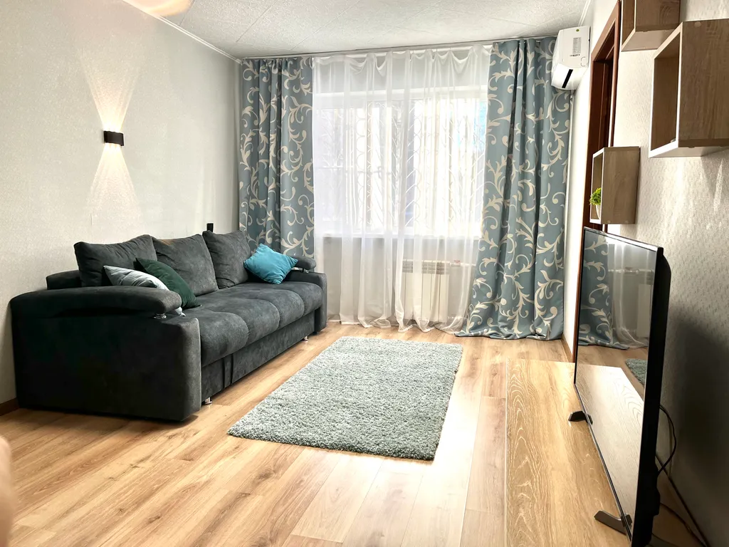 Двухкомнатная квартира около городских прудов — аренда посуточно в Хабаровск