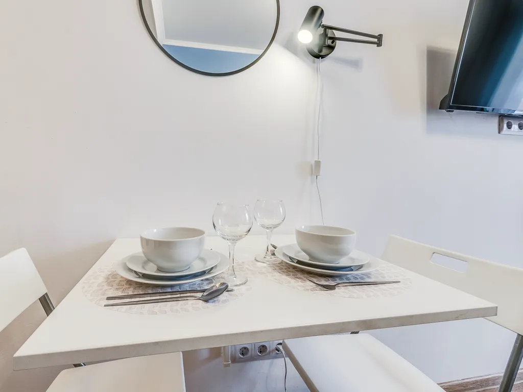 Новая студия, чистый подъезд, свежий ремонт, рядом аэропорт