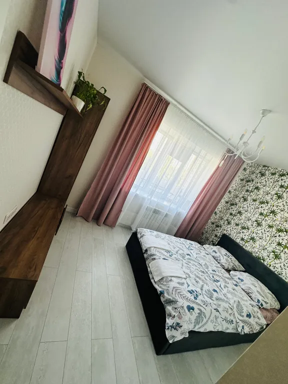 Квартира с кондиционером,бетонным потолком в 5-ти минутах от монастыря