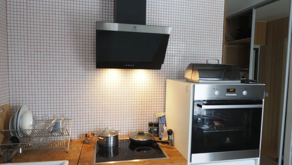 Квартира у катка