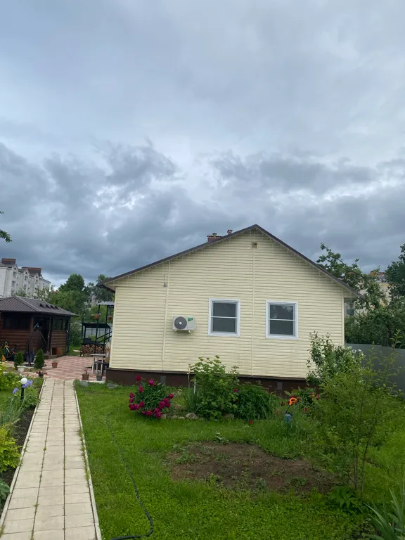 Коттедж Уютный дом рядом с центром города — аренда посуточно в Углич