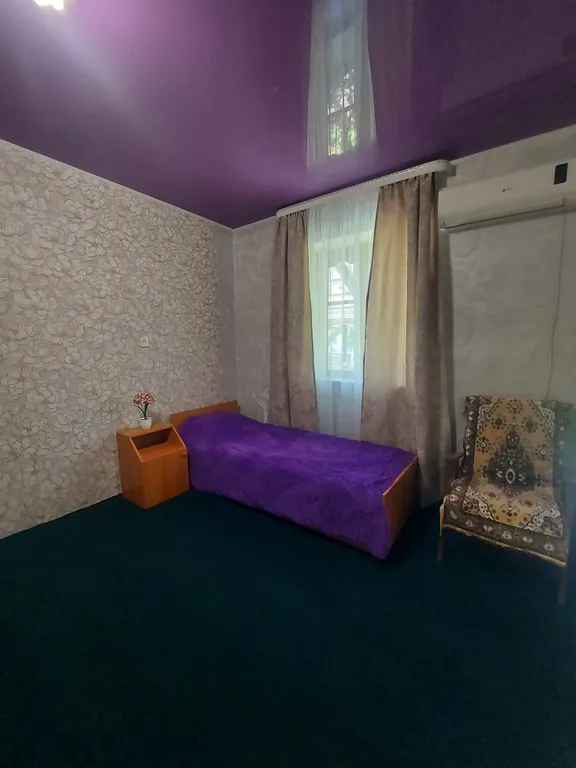 Коттедж с тапчаном