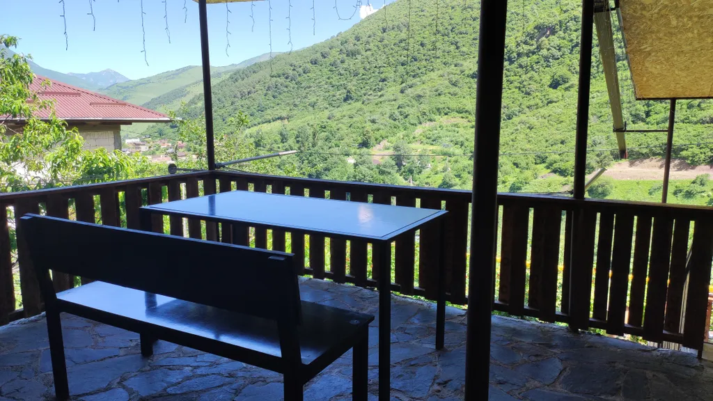 Коттедж с видом на горы и горную речку