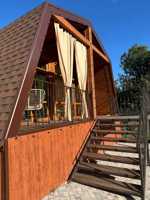 Коттедж Коттедж Шале с 1 спальней, кухня-гостиная с диваном и ванной комнатой — Мезмай