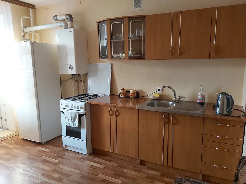 Большая квартира в начале города рядом с автовокзалом и парком