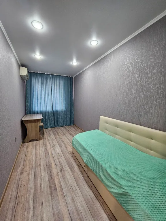 Двухкомнатная квартира в центре Лимана