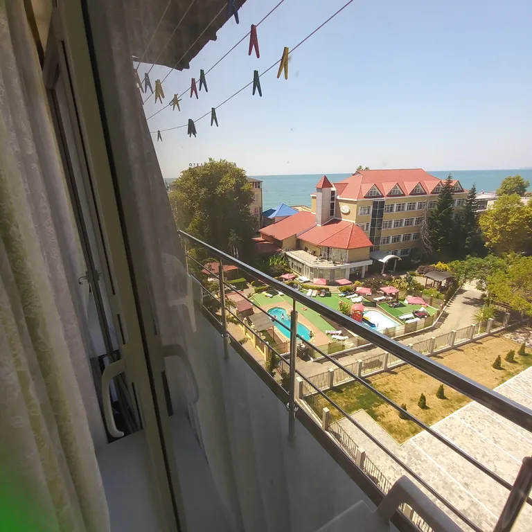 Двухуровневая квартира с видом на море