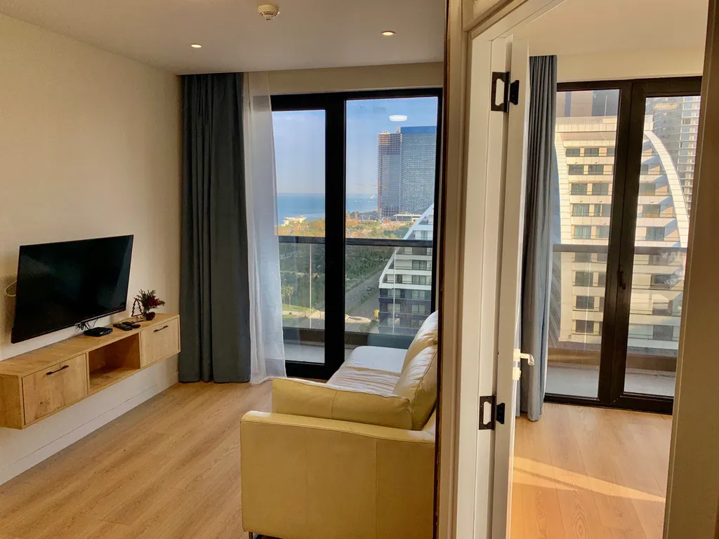 Panoramic flat in White Sails from Sunrayhome