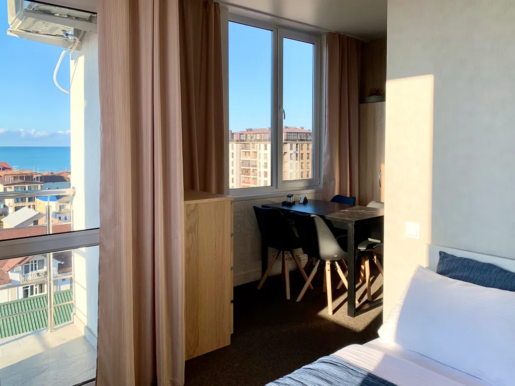 Панорамная квартира на берегу моря