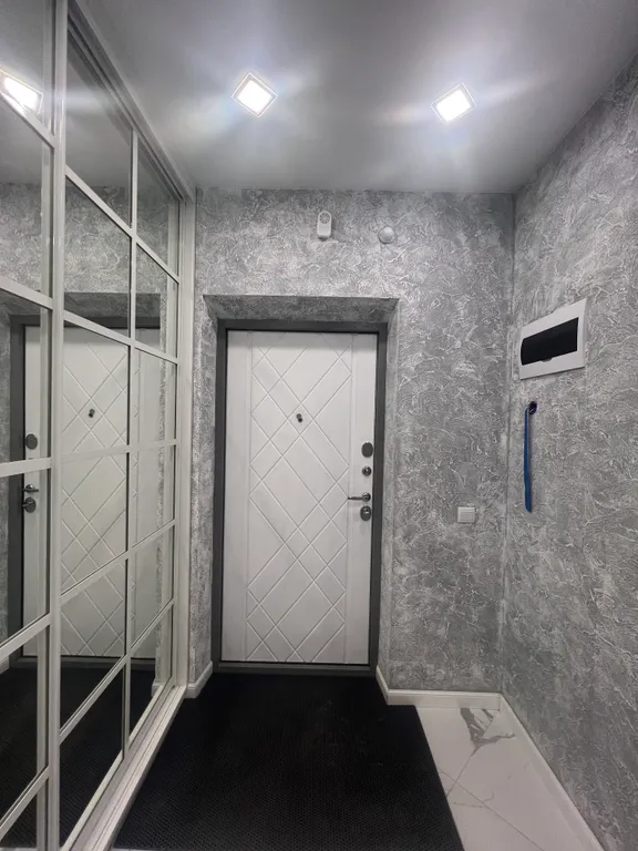 Квартира Квартира с дизайнерским ремонтом в центре города в элитном жилмасиве — Новосибирск