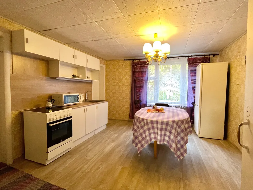 Уютный дом у озера