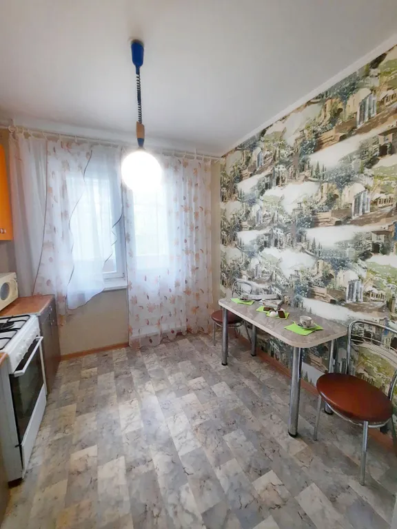 Уютная 1-комнатная квартира в спальном районе, недалеко от центра