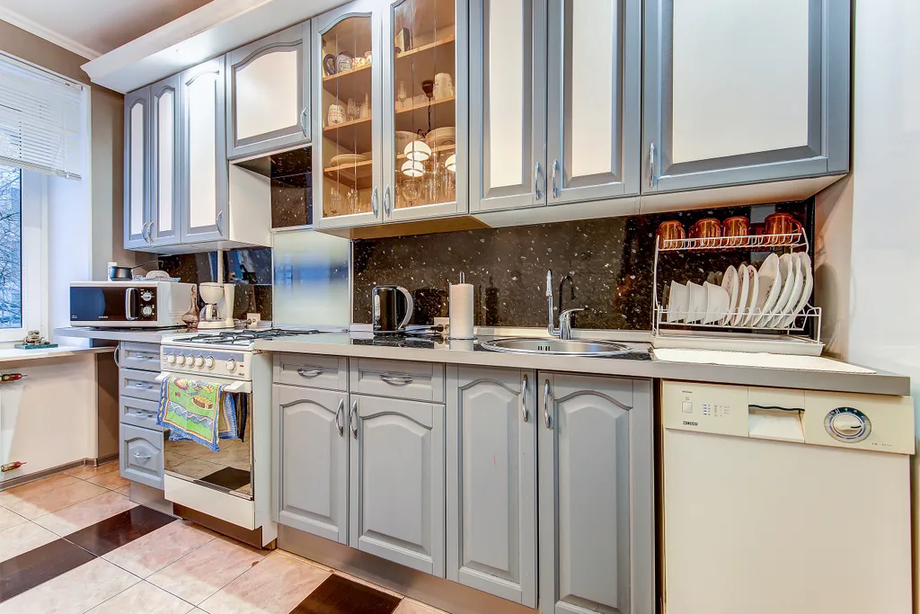 Большая 3-комнатная квартира с видом на Неву и корабли Центр города