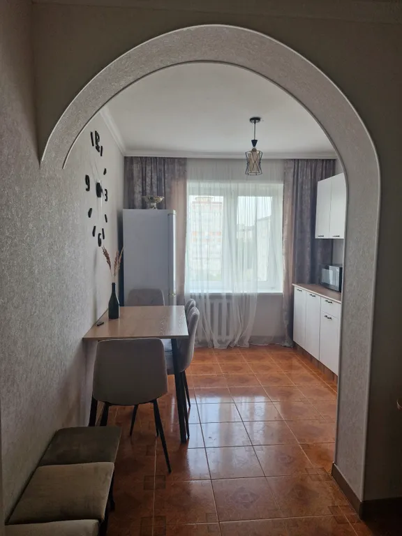 Квартира Трёхкомнатная квартира, удобное расположение! 3 отдельные комнаты. — Владикавказ