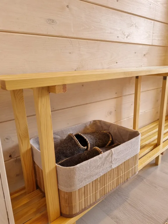 Деревянный дом в деревне дача фермера