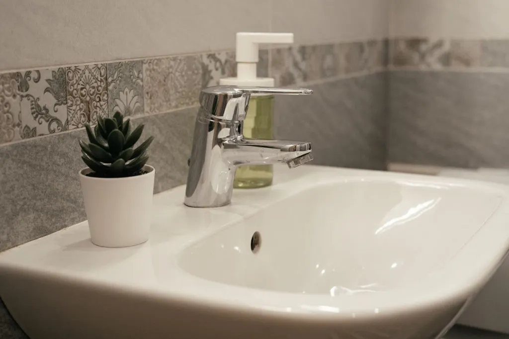 Сталинская Трёшка Халтуринский на главной улице города