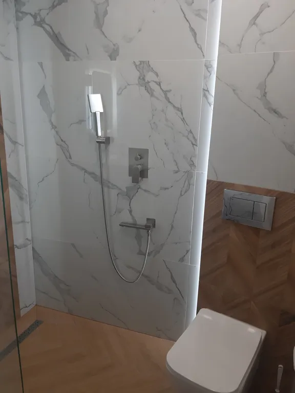 Уютная квартира со свежим дизайнерским ремонтом у жд вокзала