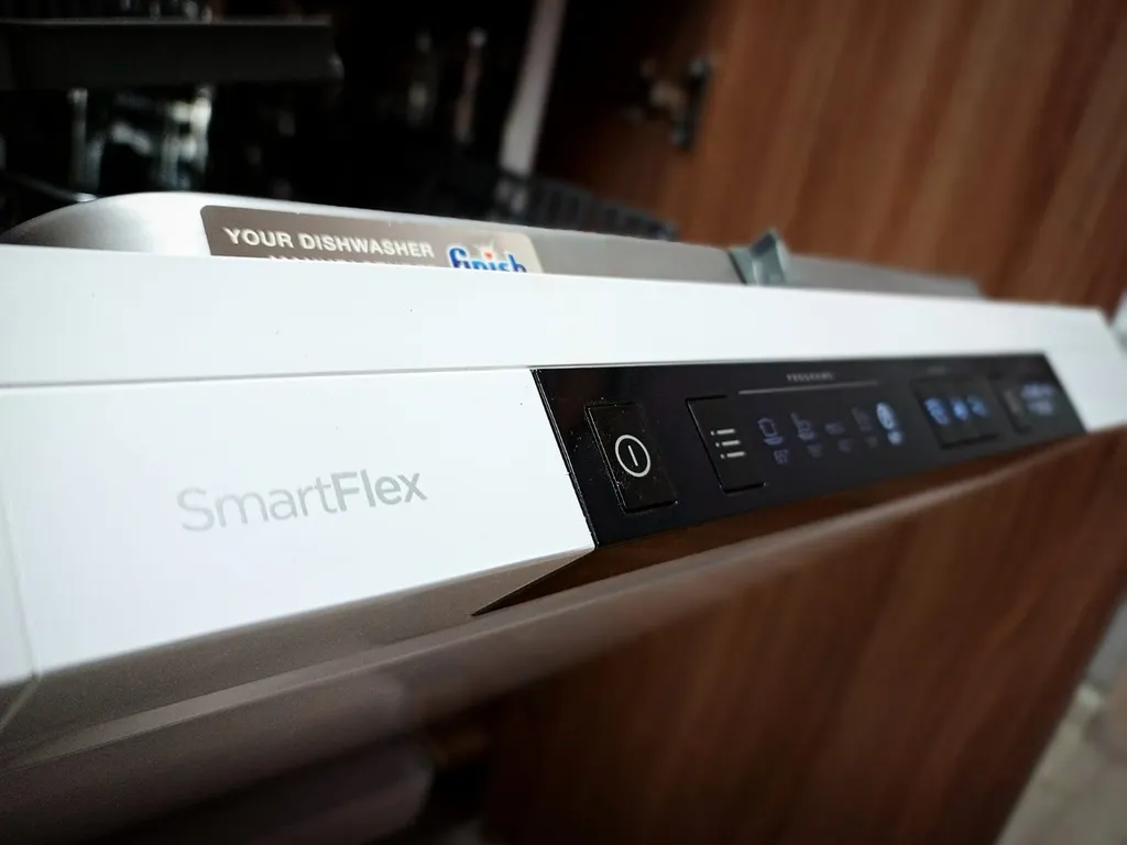 Дом с видом на озеро