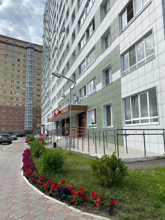 Видовая квартира на берегу Иртыша в центре