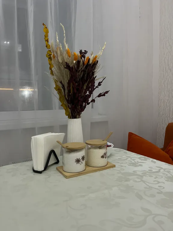 Светлая и уютная квартира с высокими потолками