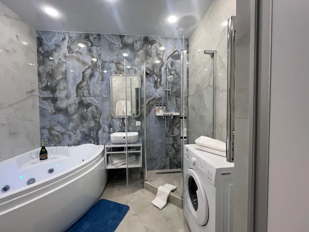 Апартамент с видом на озеро Кубань с джакузи с качелей