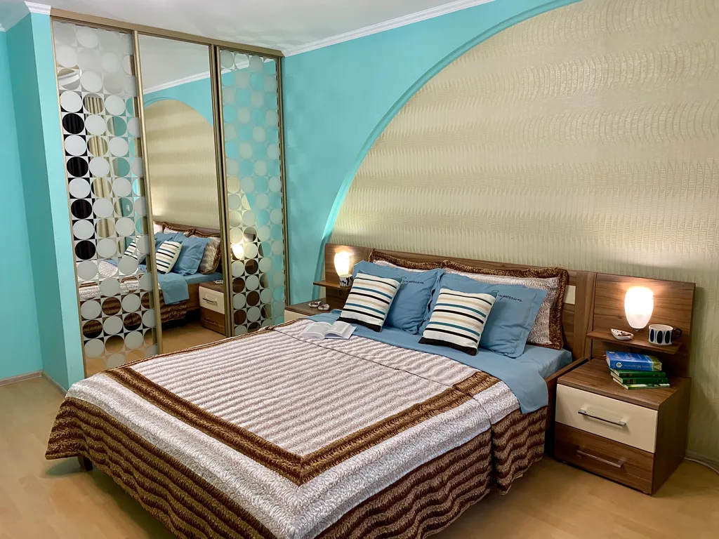 Трехкомнатная квартира у клиники Фёдорова