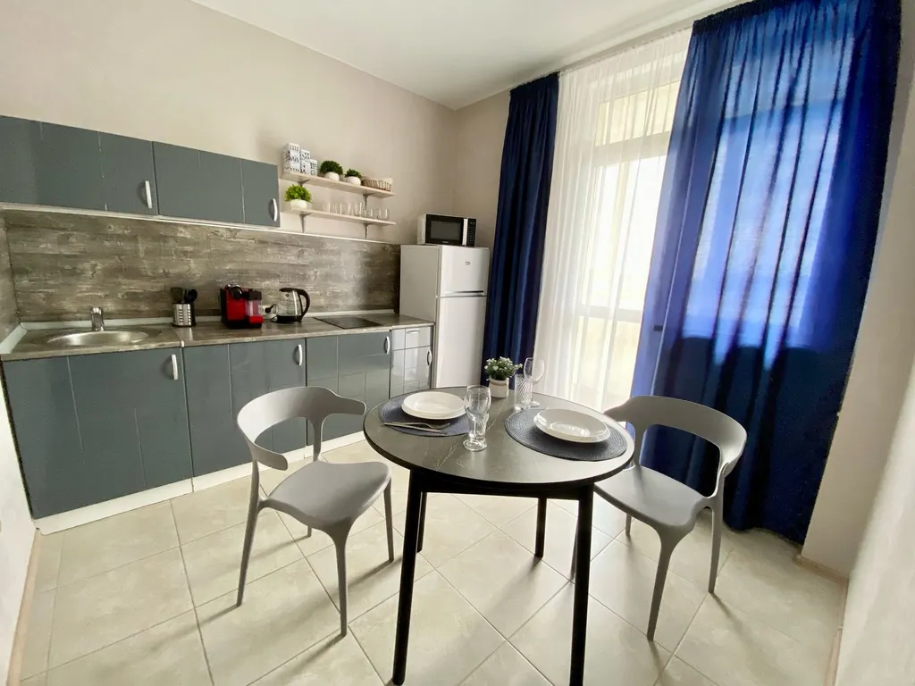 Видовая квартира на берегу Иртыша в центре