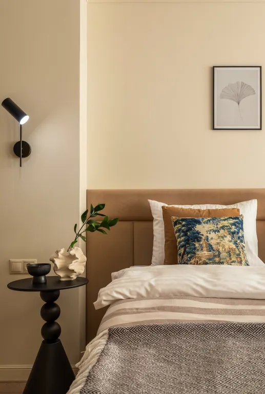 Квартира 3-комнатная квартира в историческом районe Амалиенау c балконом — Калининград