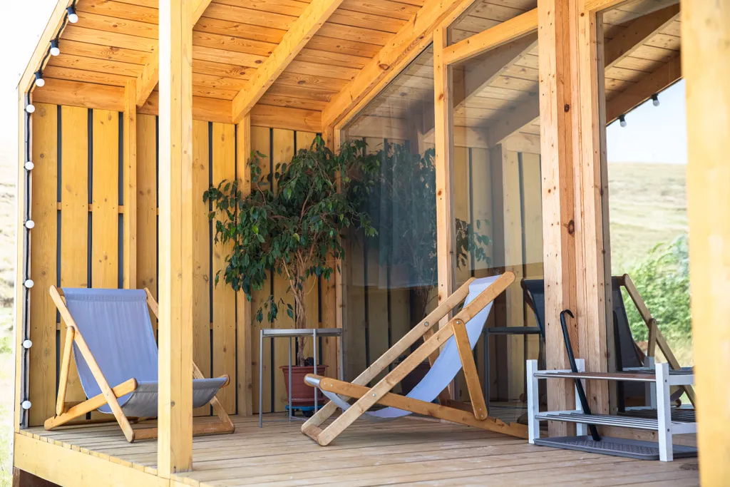 Коттедж Отдельный, уютный дом в 100 метрах от моря — Новоотрадное