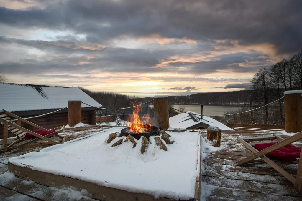 Шале на берегу реки с баней и горячей купелью