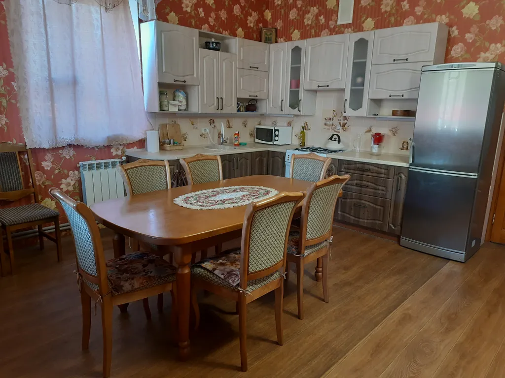 Гостеприимный уютный дом с видом на парк