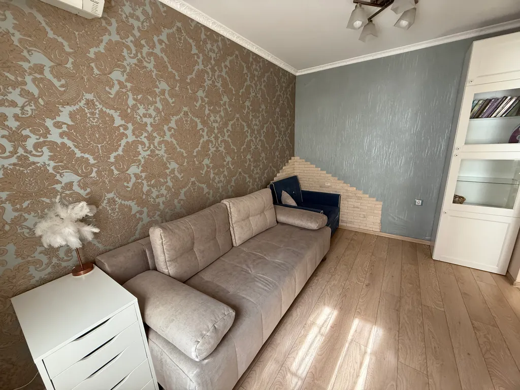 Квартира напротив ТЦ Горизонт