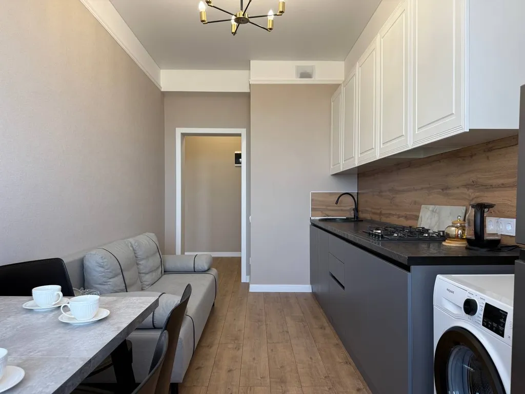 Квартира в центре города с видом на море