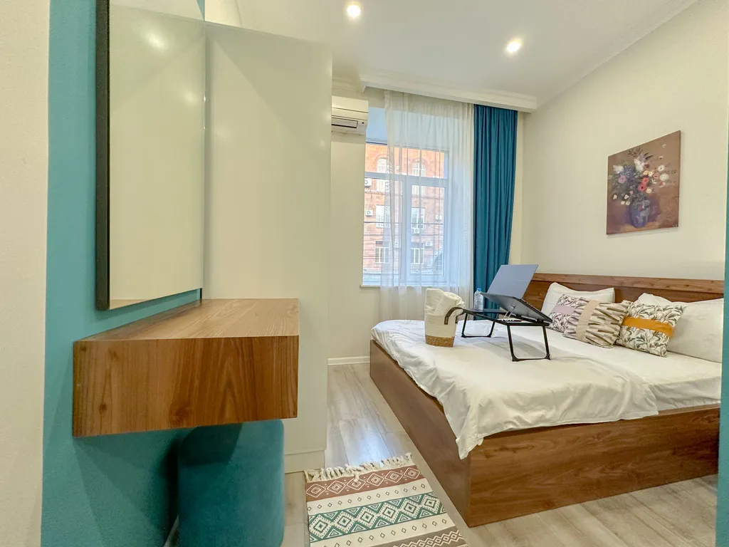 Современная студия в центре