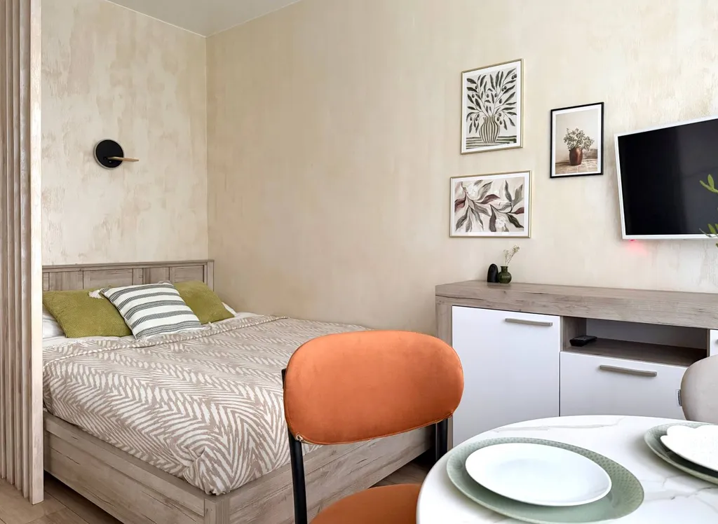 Студия на бульваре