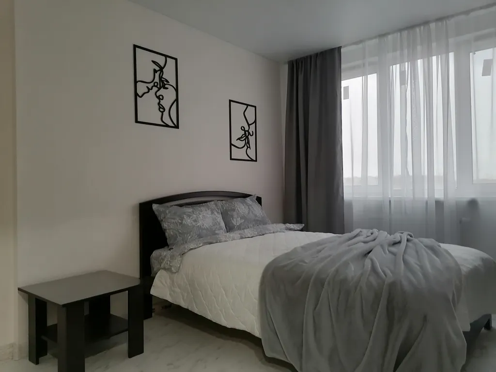 Уютная, светлая квартира в новостройке на въезде в город