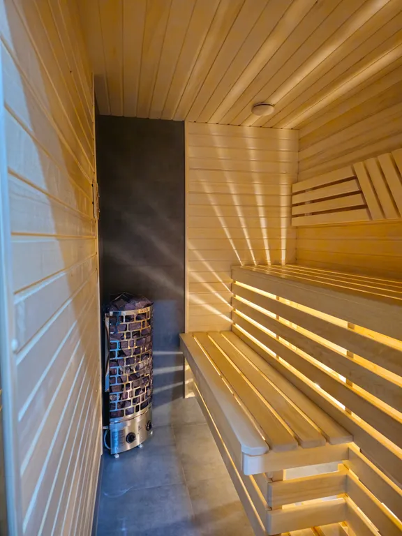 Квартира 3-комнатная Квартира — Тихвин