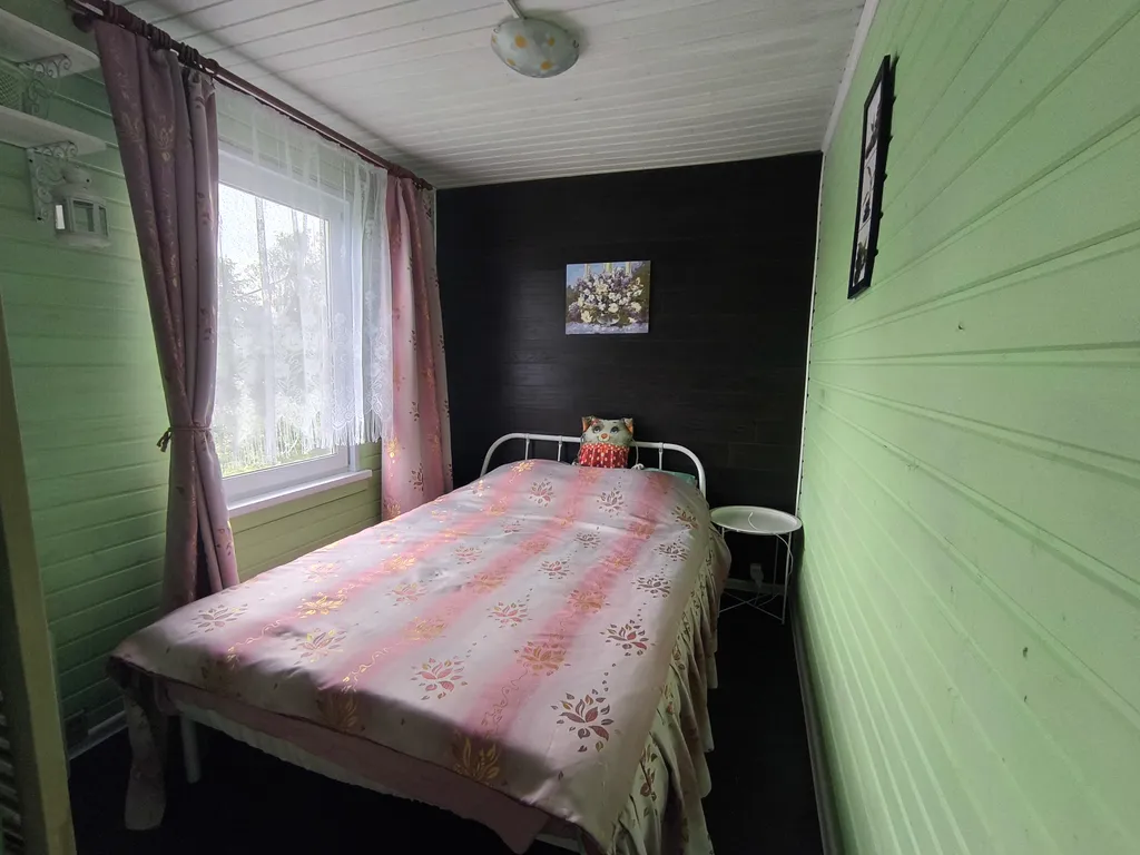 Уютный дом с выходом к пруду