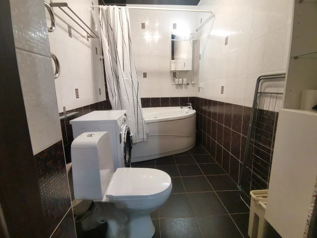 У Волги уютная квартира с видом на горы