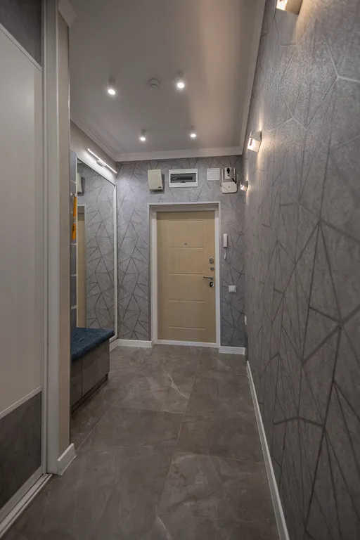 Двухкомнатные апартаменты с балконом рядом с морем