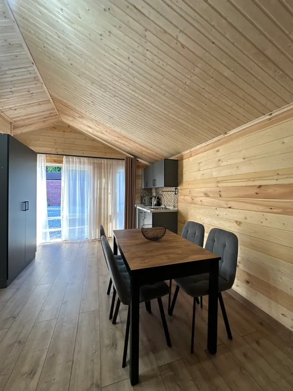 Коттедж 25 кв/м с кухонным модулем