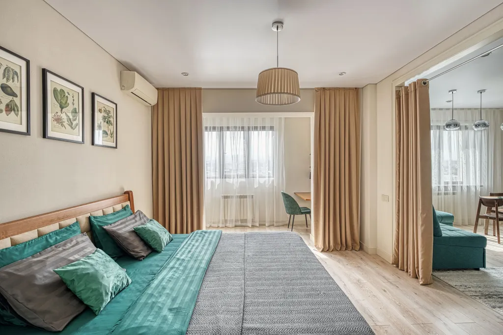 Квартира Современный апартамент в центре с видом на город и горы у метро — аренда посуточно в Алматы