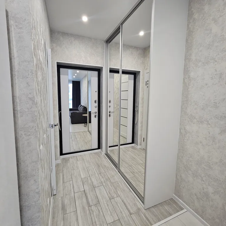 Квартира Уютная квартира-студия метро Аэродромная, рядом жд/авто вокзалы, wi-fi — Минск